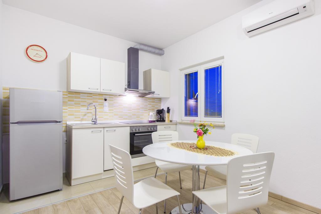 Apartments Srdarev Pencov Водице Номер фото